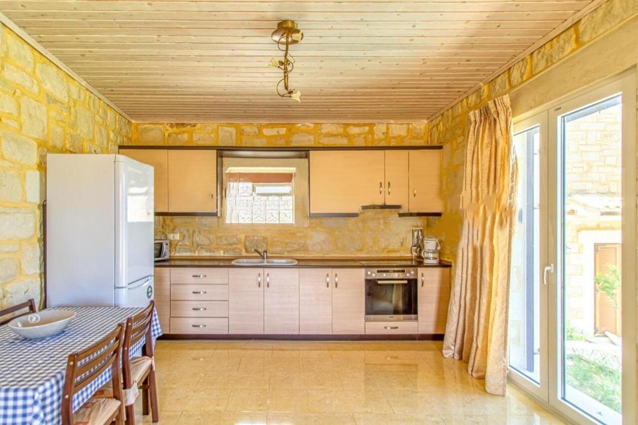Lake Villas II Mourion  Екстер'єр фото